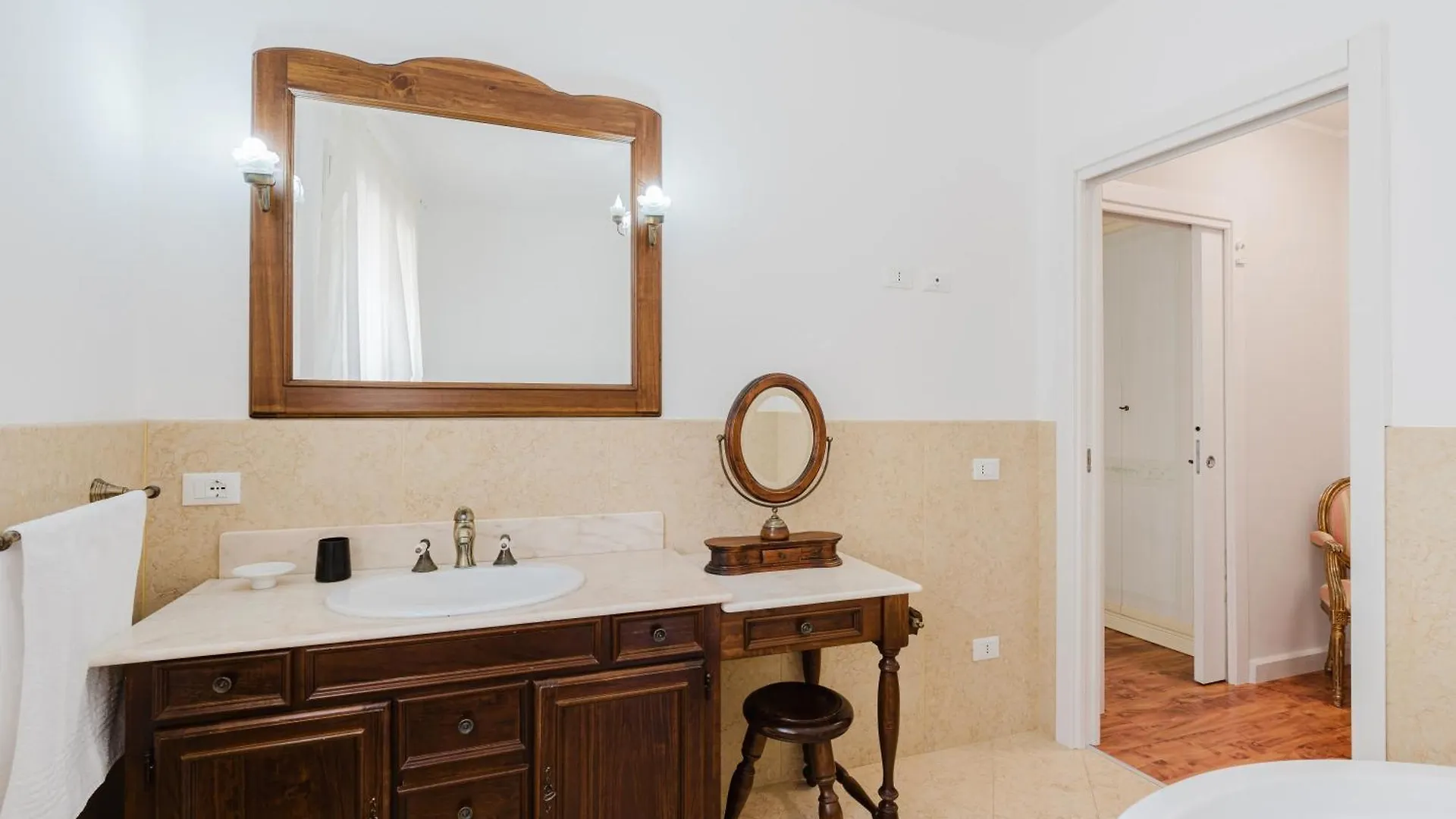 Apartment Appartamento Marsalasuitesawfarm Italy